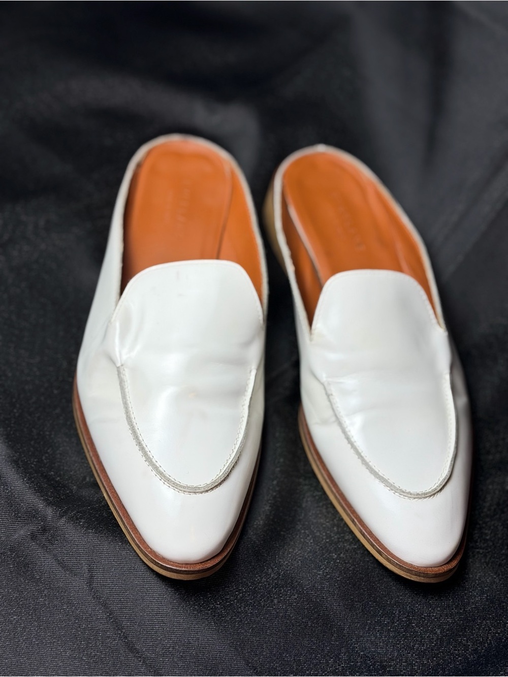 Everlane White Leather Slip-On Mules with Tan Insole
